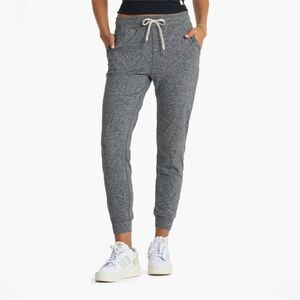 Vuori Dreamknit Performance Jogger in Heather Grey
